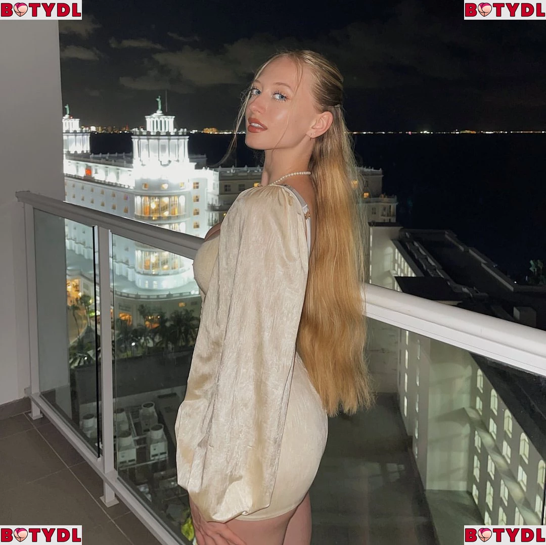 Sophia Diamond Onlyfans Photo Gallery 