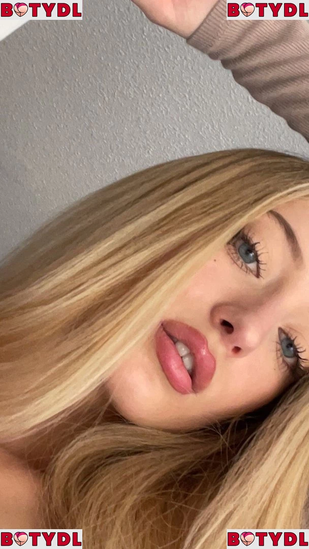 Sophia Diamond Onlyfans Photo Gallery 