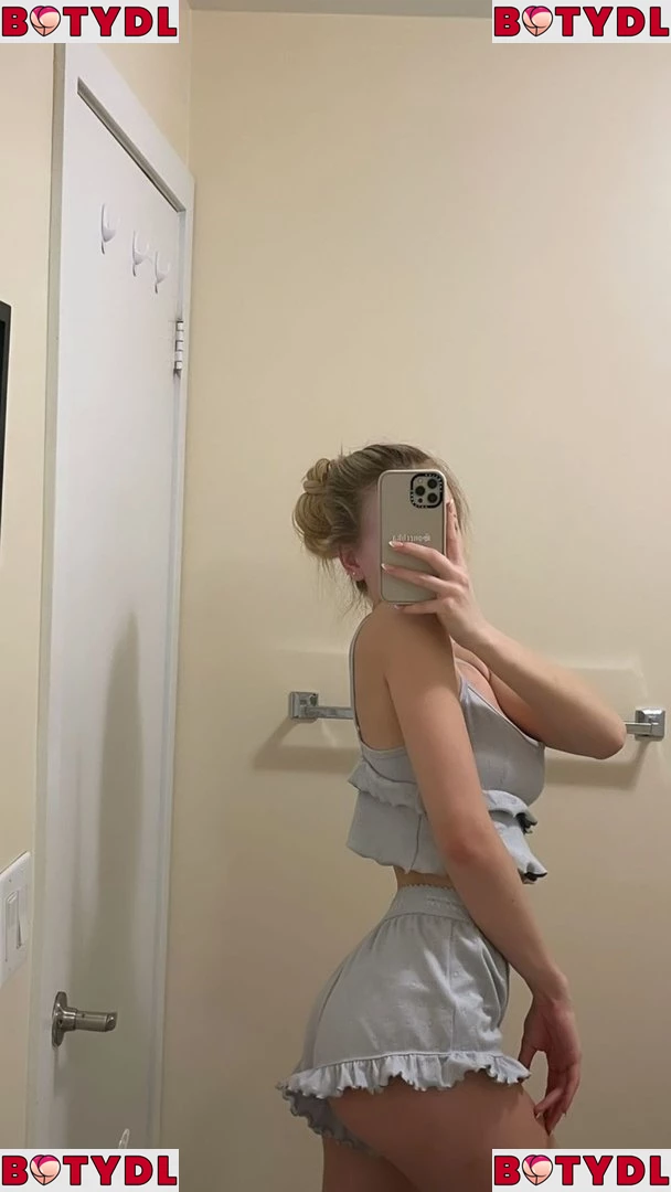 Sophia Diamond Onlyfans Photo Gallery 