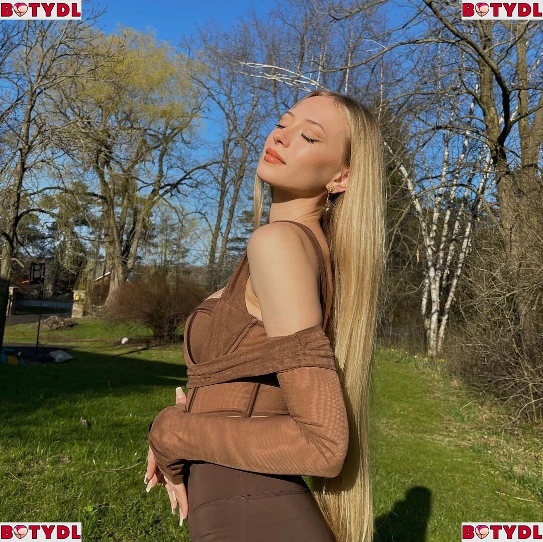 Sophia Diamond Onlyfans Photo Gallery 