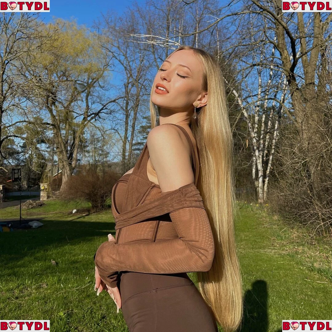 Sophia Diamond Onlyfans Photo Gallery 