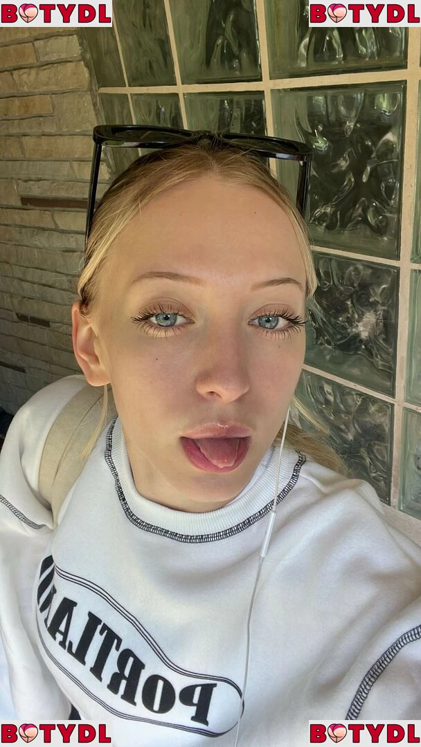 Sophia Diamond Onlyfans Photo Gallery 