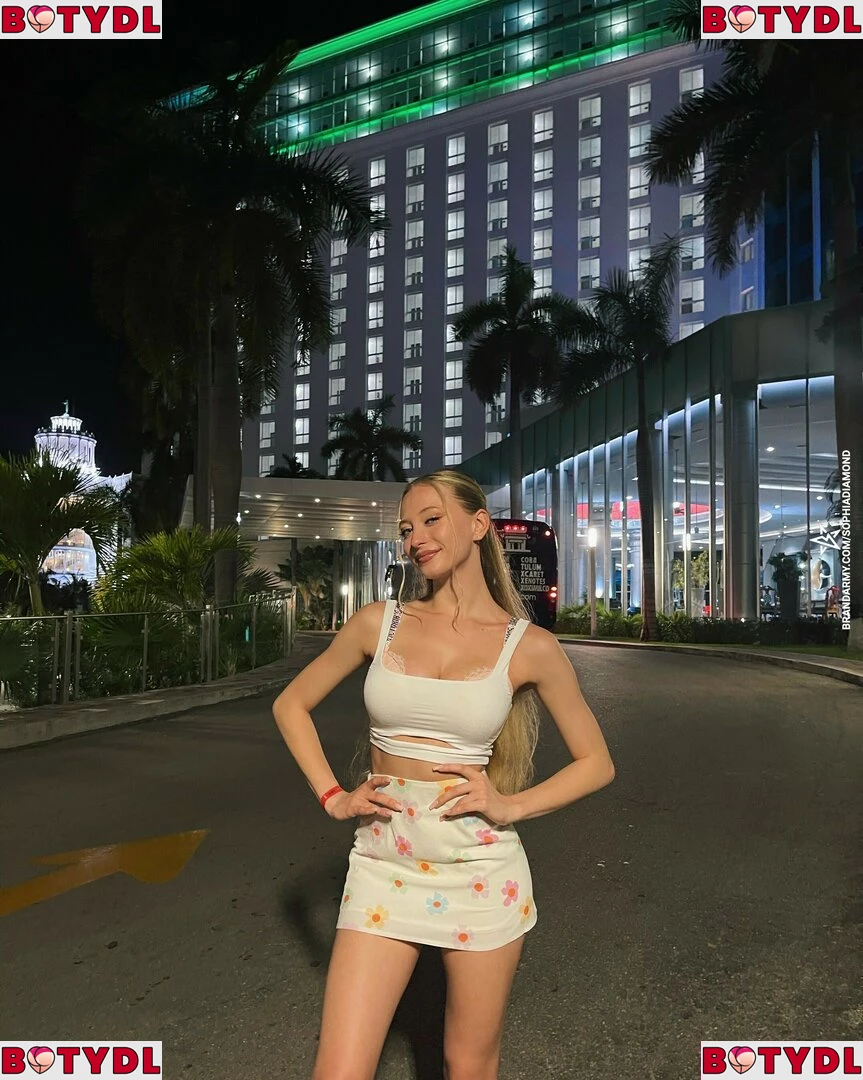 Sophia Diamond Onlyfans Photo Gallery 