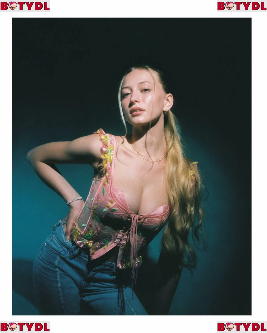 Sophia Diamond Onlyfans Photo Gallery 