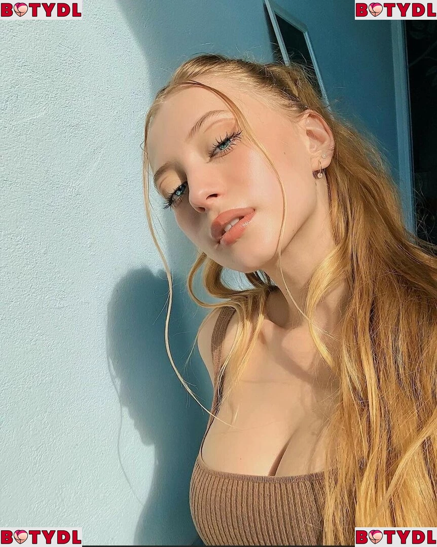 Sophia Diamond Onlyfans Photo Gallery 