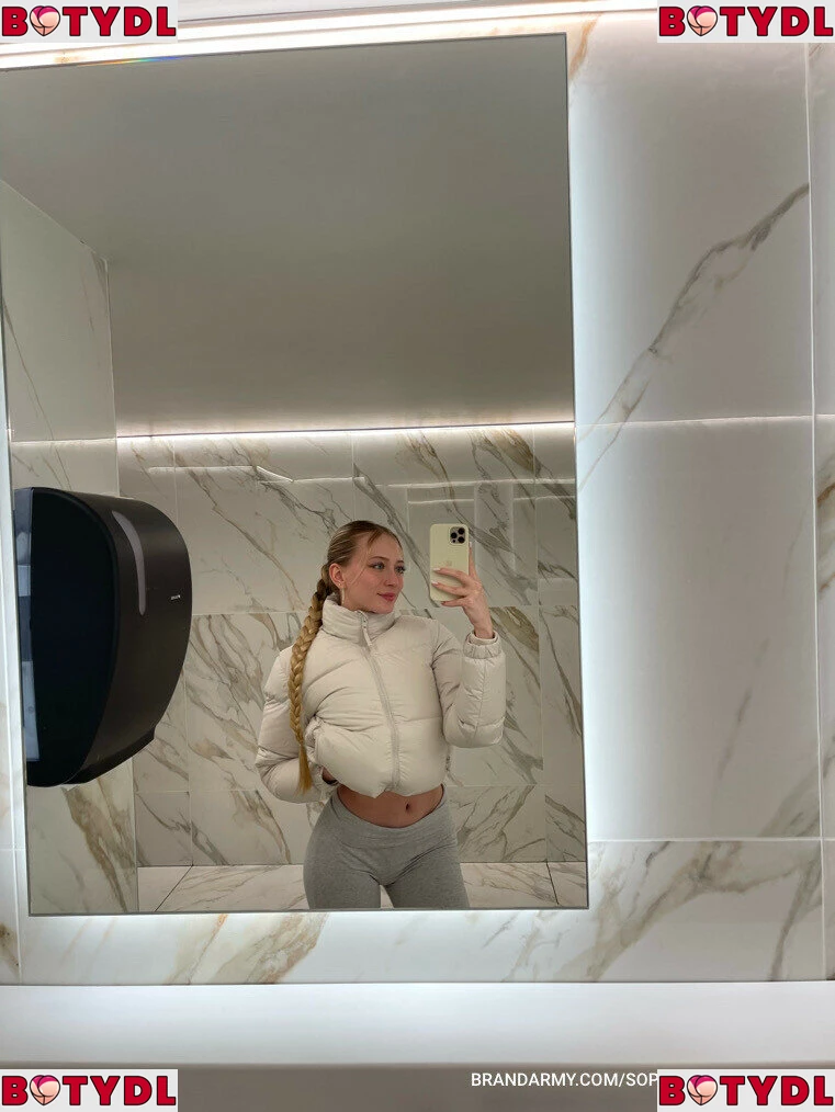 Sophia Diamond Onlyfans Photo Gallery 