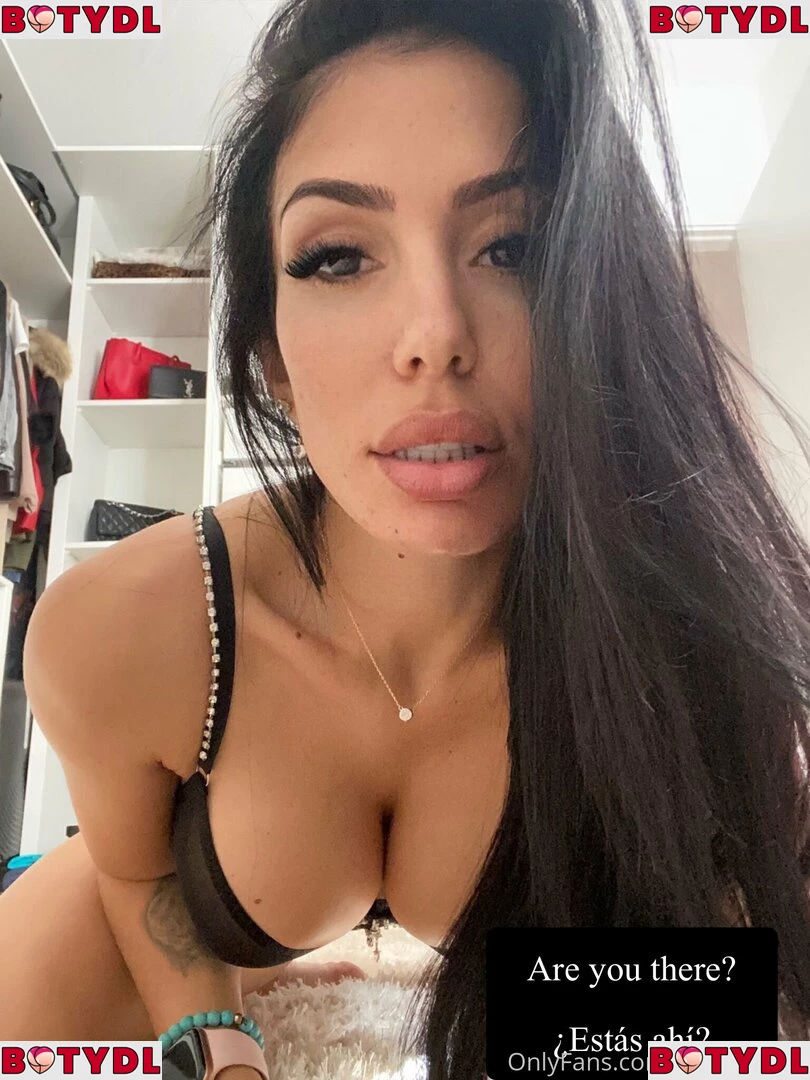 silviasiciliaxxx Onlyfans Photo Gallery 