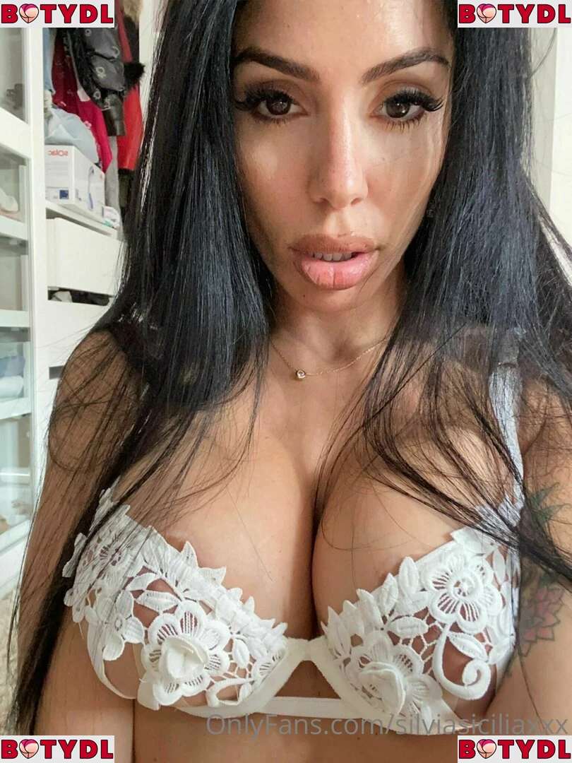 silviasiciliaxxx Onlyfans Photo Gallery 