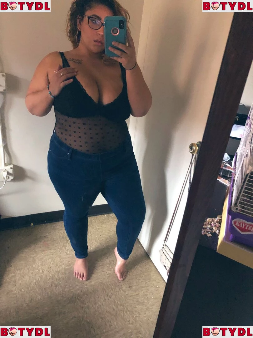 Leishla Gomez Onlyfans Photo Gallery 