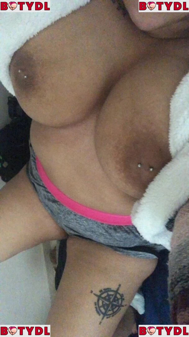 Leishla Gomez Onlyfans Photo Gallery 