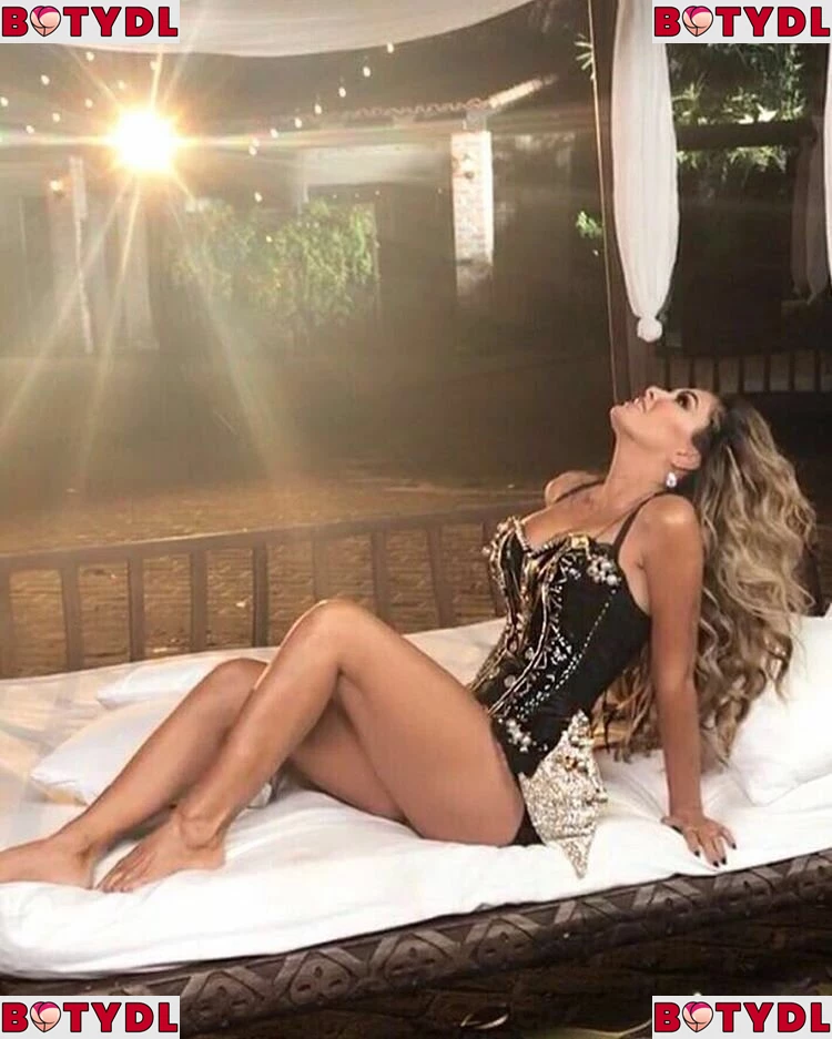 Ninel Conde Onlyfans Photo Gallery 