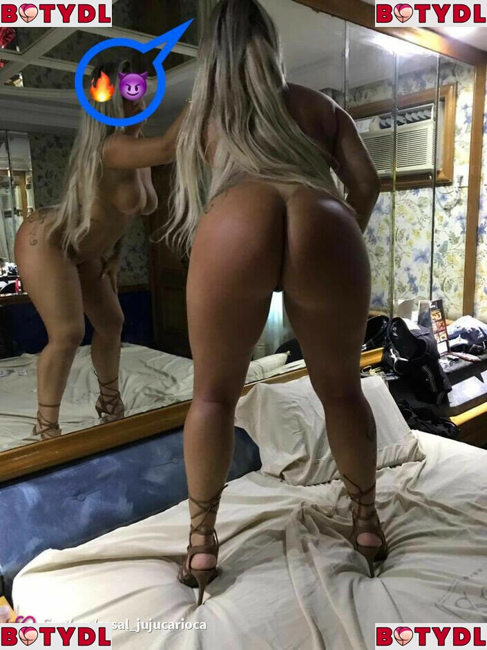 Casadas HotWife Onlyfans Photo Gallery 