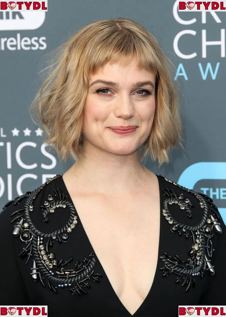 Alison Sudol Onlyfans Photo Gallery 