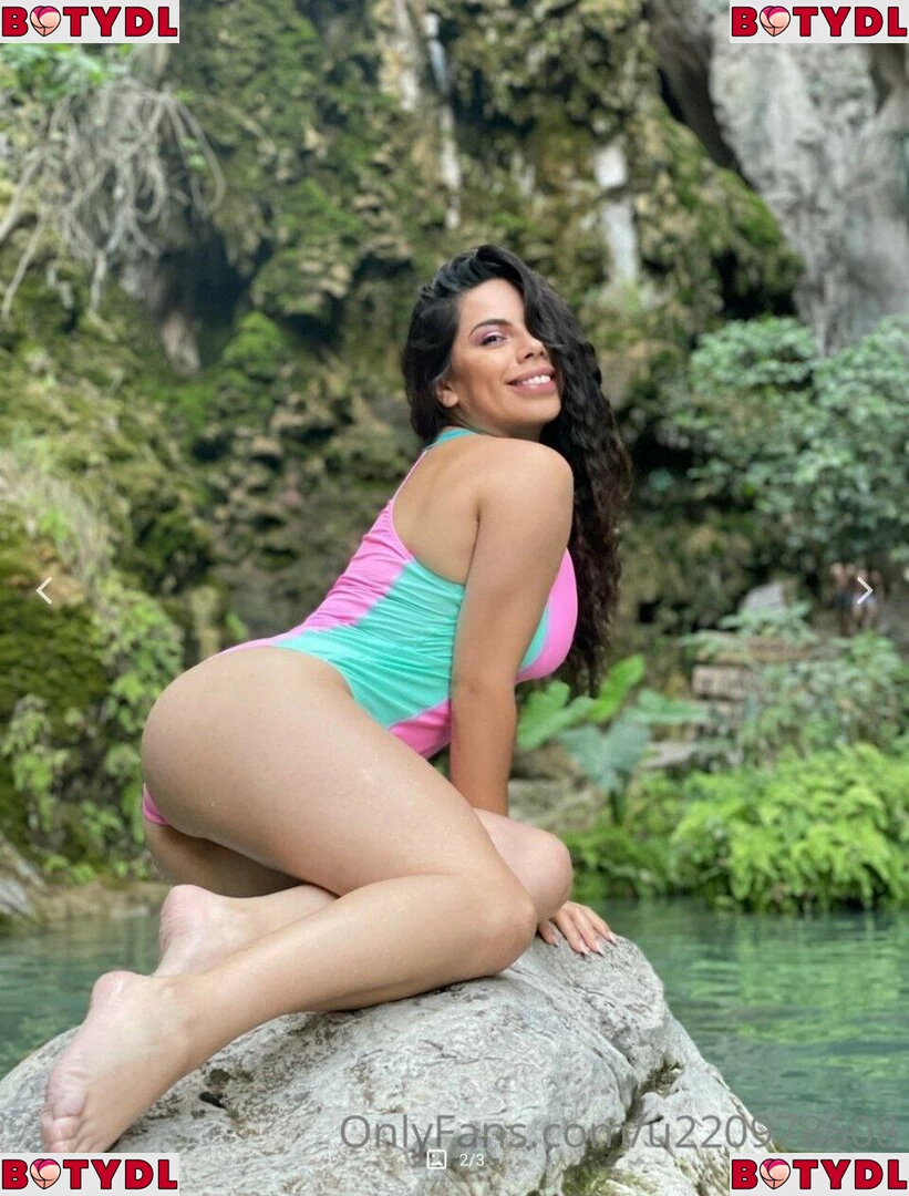 Lizbeth Rodríguez Onlyfans Photo Gallery 