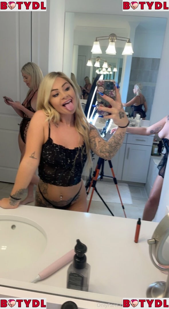 brookeshowsxx Onlyfans Photo Gallery 