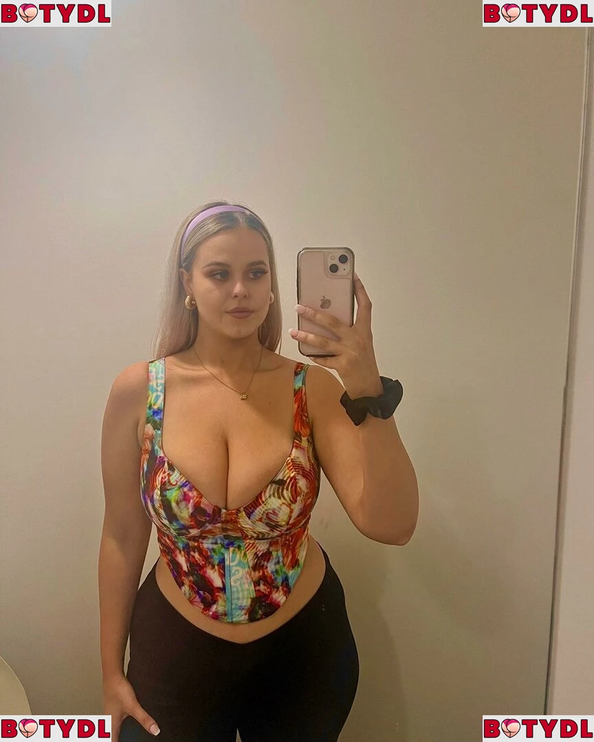 Jasmine Ramage Onlyfans Photo Gallery 