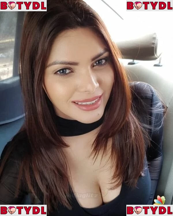 Sherlyn Chopra Onlyfans Photo Gallery 