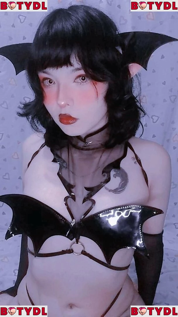 Momoiro Cosplay Onlyfans Photo Gallery 