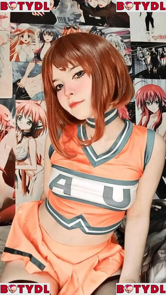 Momoiro Cosplay Onlyfans Photo Gallery 