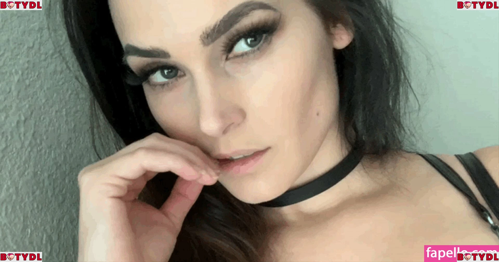 Niece Waidhofer Onlyfans Photo Gallery 