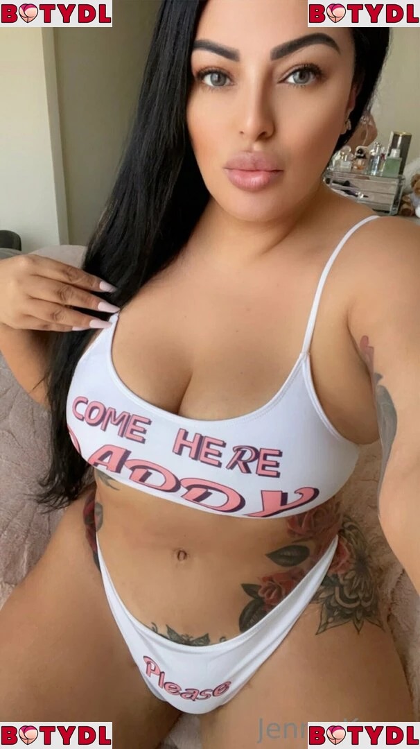 thick_jennakumz Onlyfans Photo Gallery 