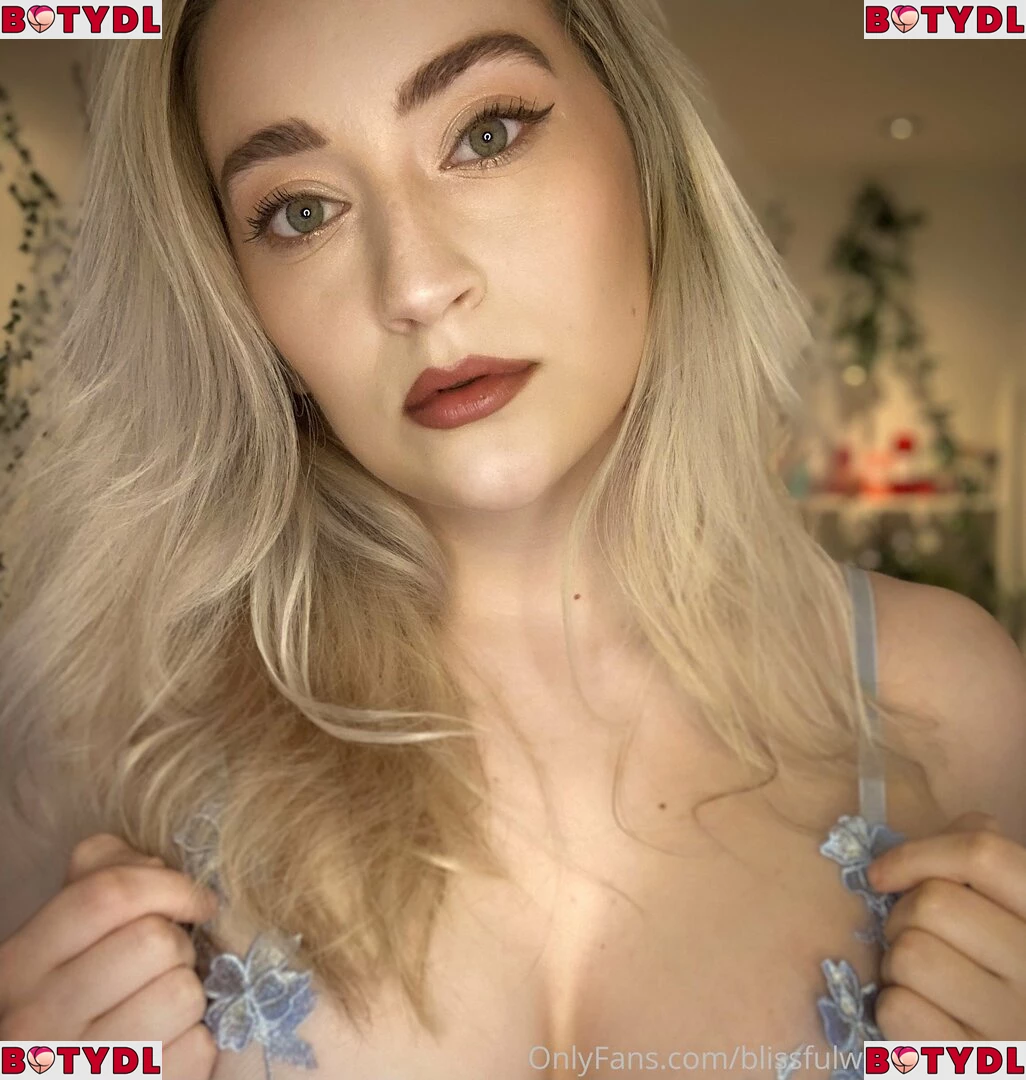 blissfulwhisperasmr Onlyfans Photo Gallery 