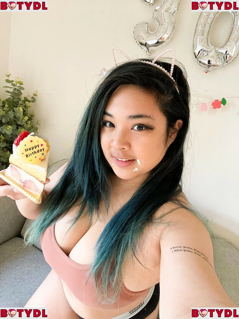 Akidearest Onlyfans Photo Gallery 