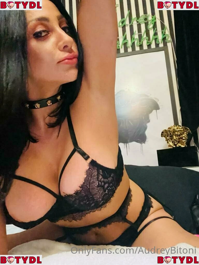 audreybitoni Onlyfans Photo Gallery 