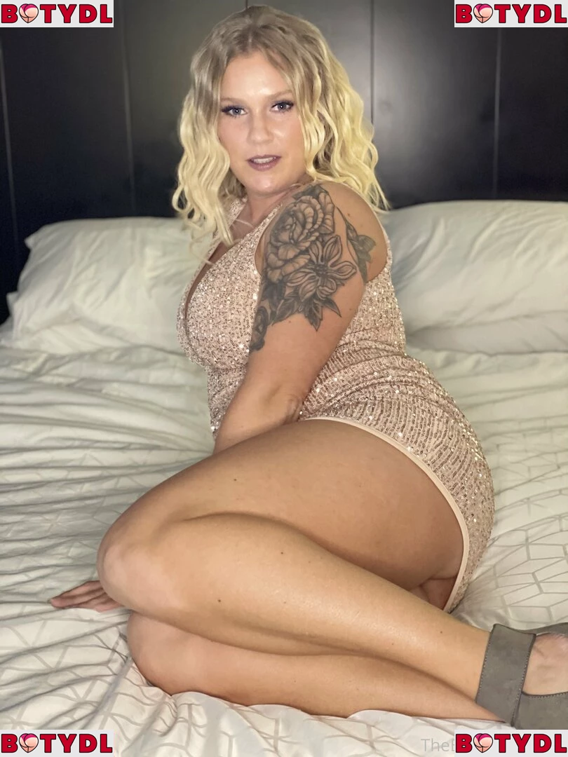 sadieandrews Onlyfans Photo Gallery 