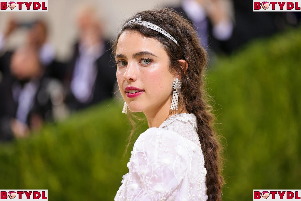 Margaret Qualley Onlyfans Photo Gallery 