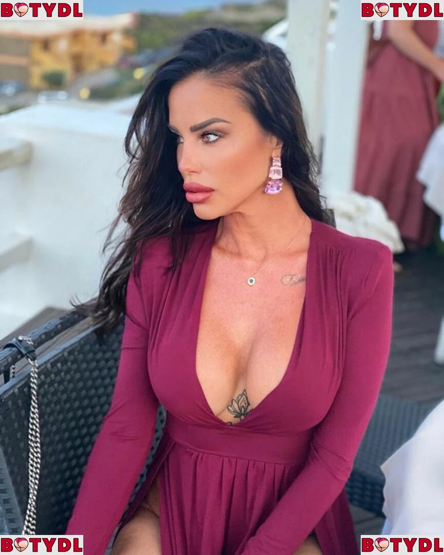 Antonella Mosetti Onlyfans Photo Gallery 