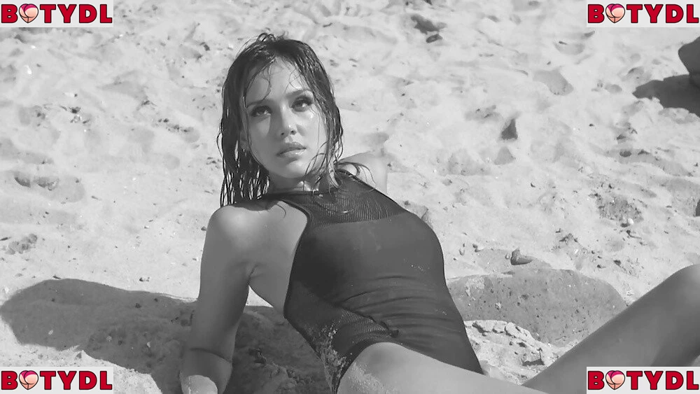 Jessica Alba Onlyfans Photo Gallery 