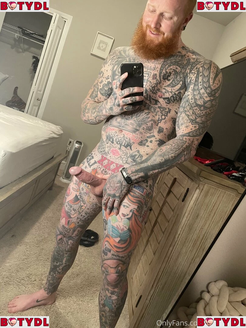 tattedgingy Onlyfans Photo Gallery 