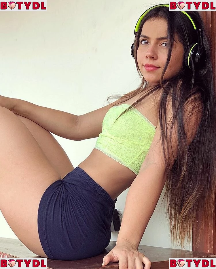 Aida Cortes Onlyfans Photo Gallery 