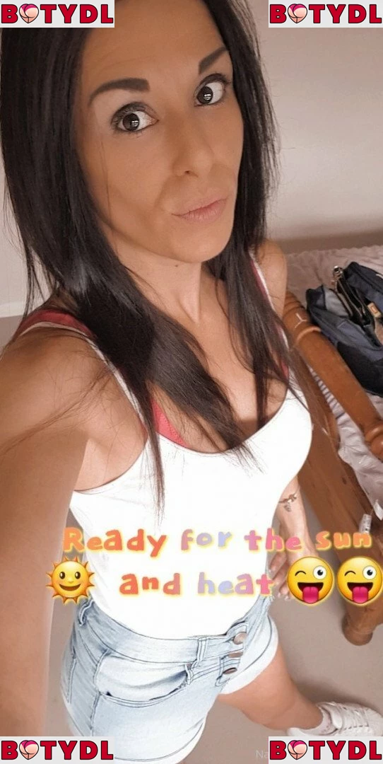 naughtyrebecca1 Onlyfans Photo Gallery 