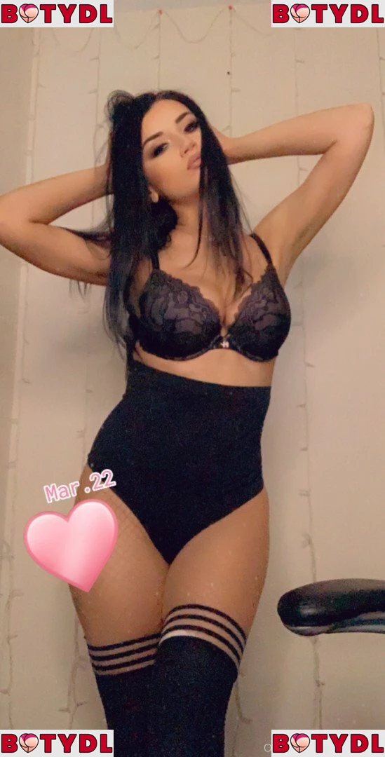 lollynice Onlyfans Photo Gallery 