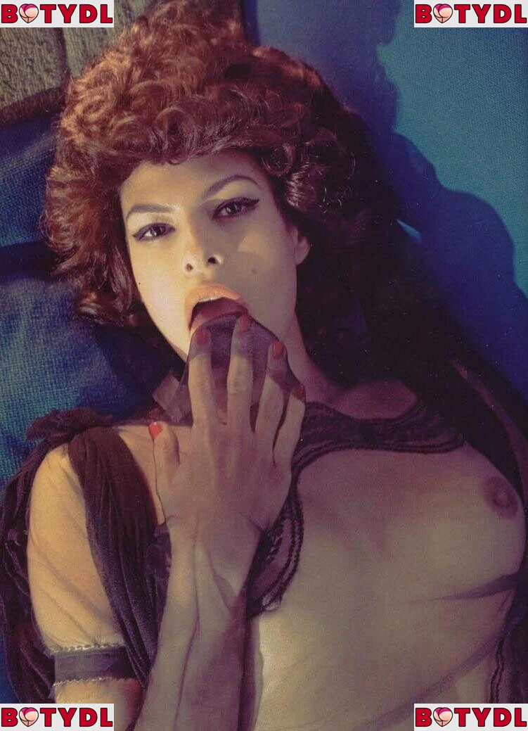 Eva Mendes Onlyfans Photo Gallery 