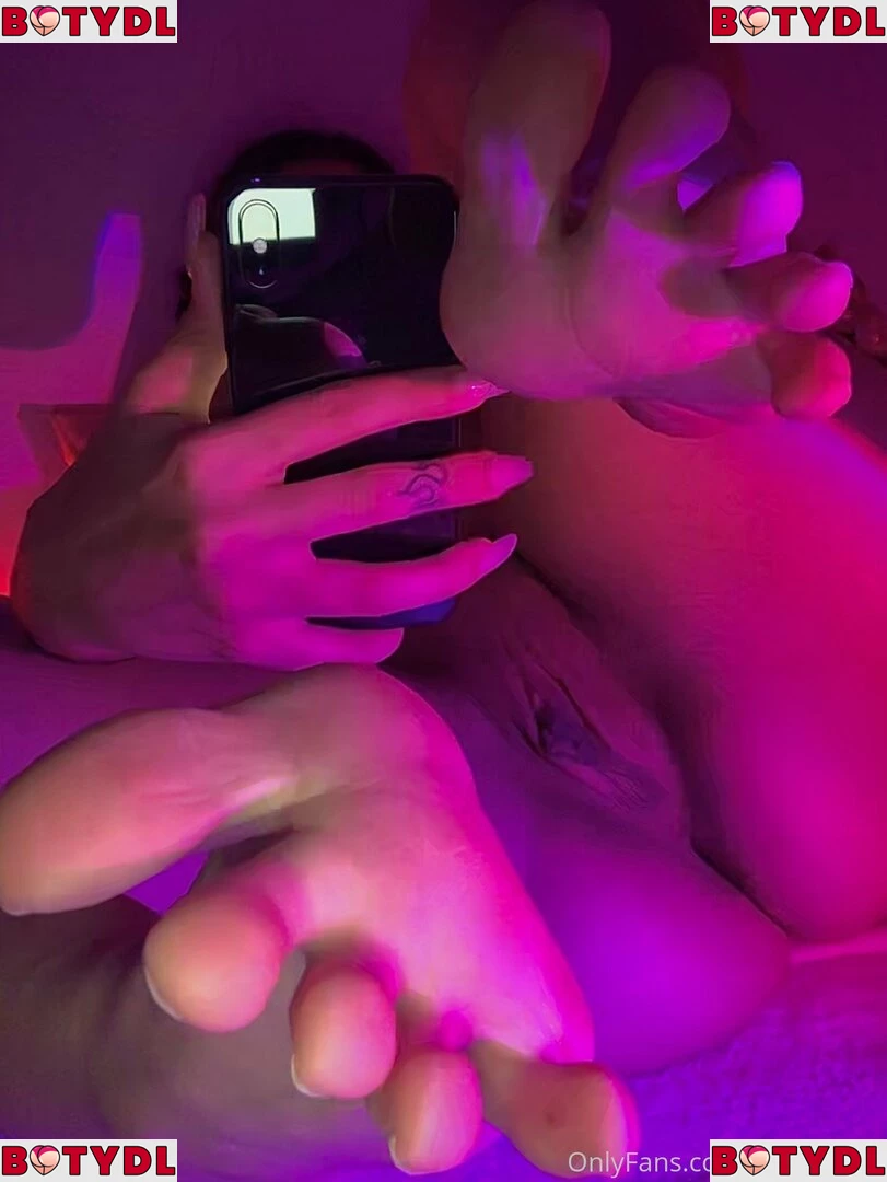 s4dnh0rny Onlyfans Photo Gallery 