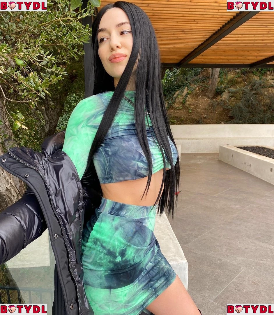 Ava Max Onlyfans Photo Gallery 