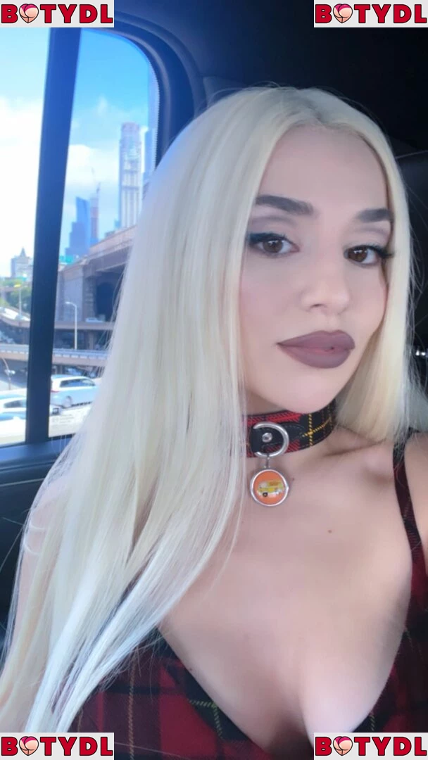 Ava Max Onlyfans Photo Gallery 