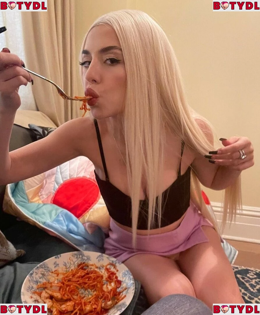 Ava Max Onlyfans Photo Gallery 