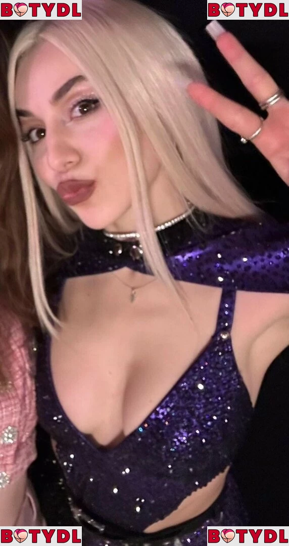 Ava Max Onlyfans Photo Gallery 