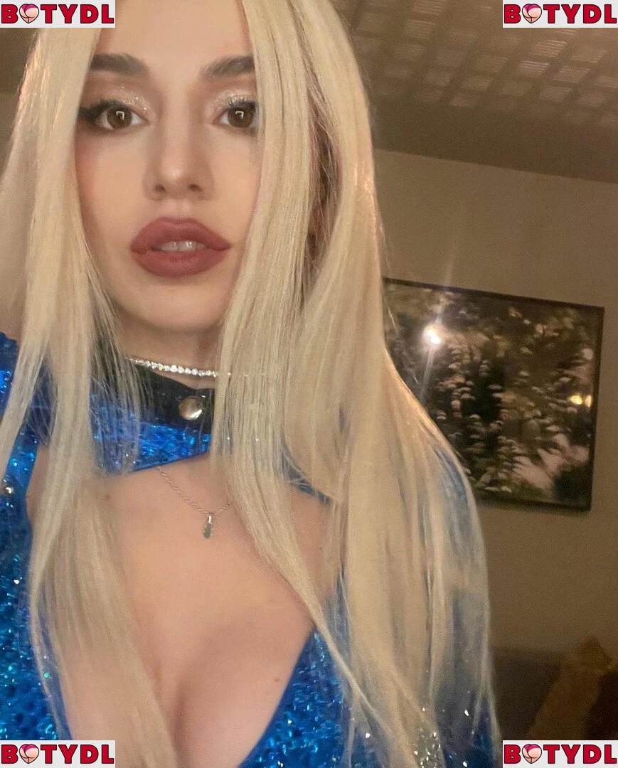 Ava Max Onlyfans Photo Gallery 