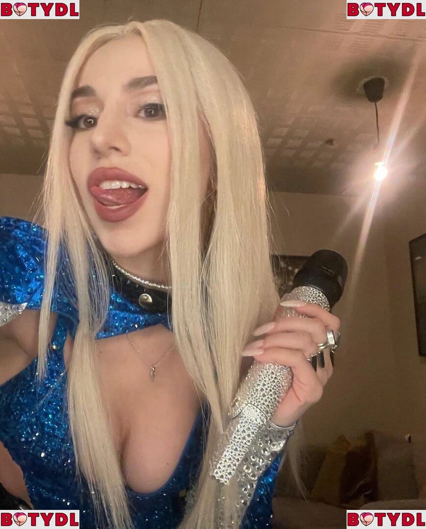 Ava Max Onlyfans Photo Gallery 