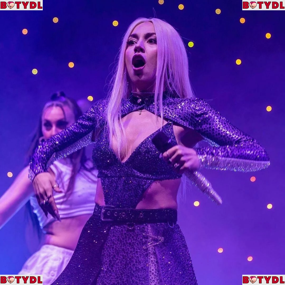 Ava Max Onlyfans Photo Gallery 