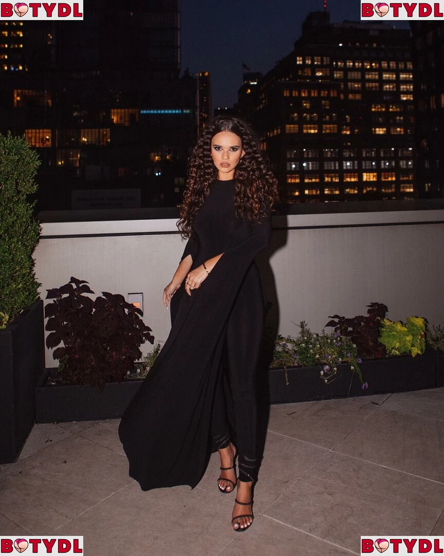 Madison Pettis Onlyfans Photo Gallery 