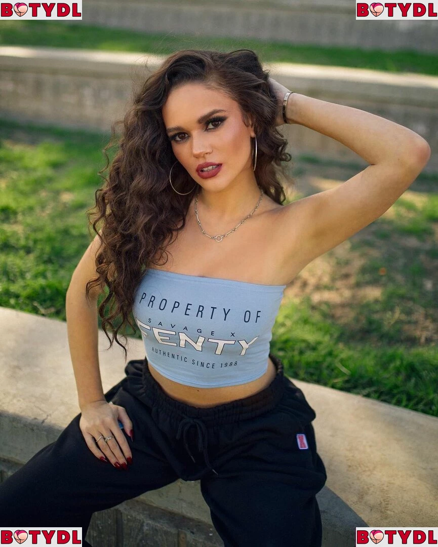 Madison Pettis Onlyfans Photo Gallery 