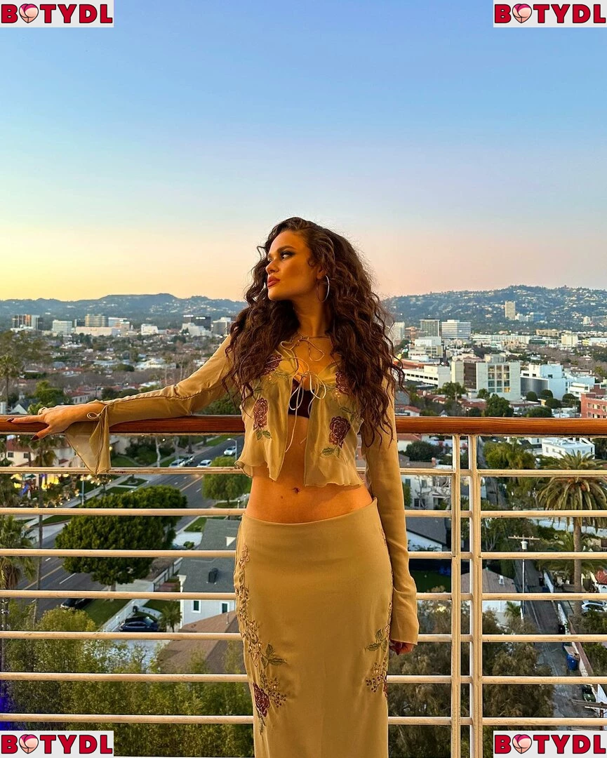 Madison Pettis Onlyfans Photo Gallery 