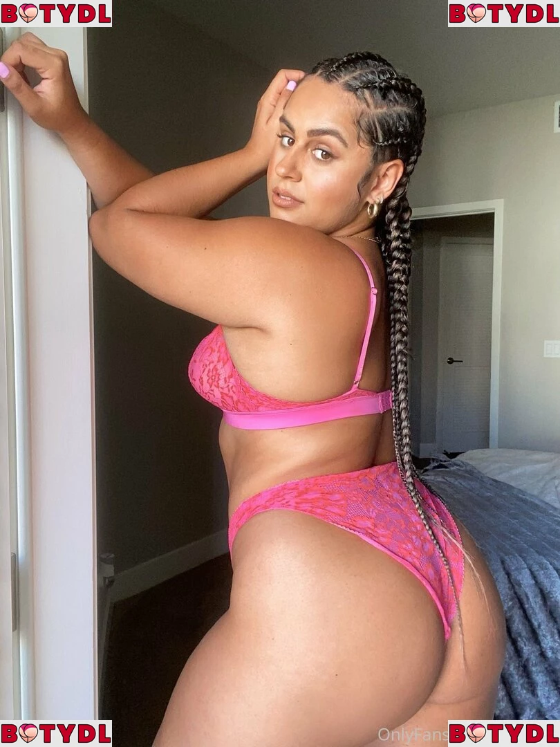 ayeshax Onlyfans Photo Gallery 