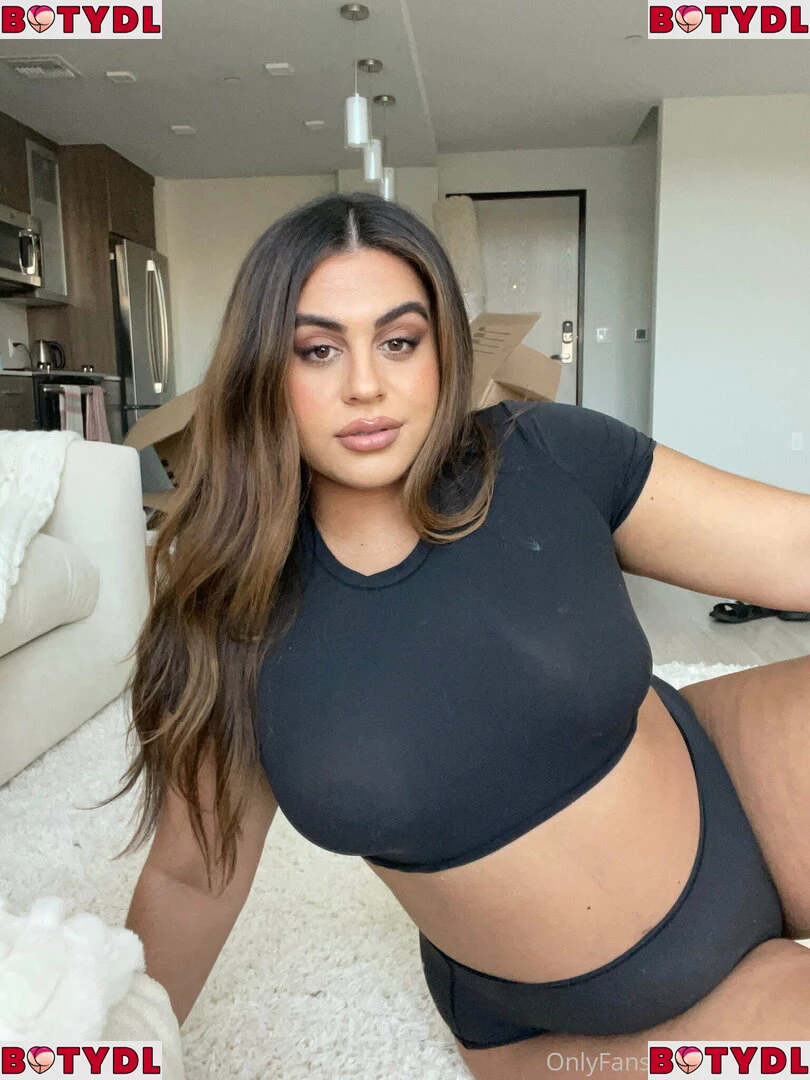 ayeshax Onlyfans Photo Gallery 